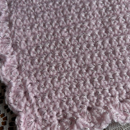 Small Glittery Pink Placemat with Shell Border